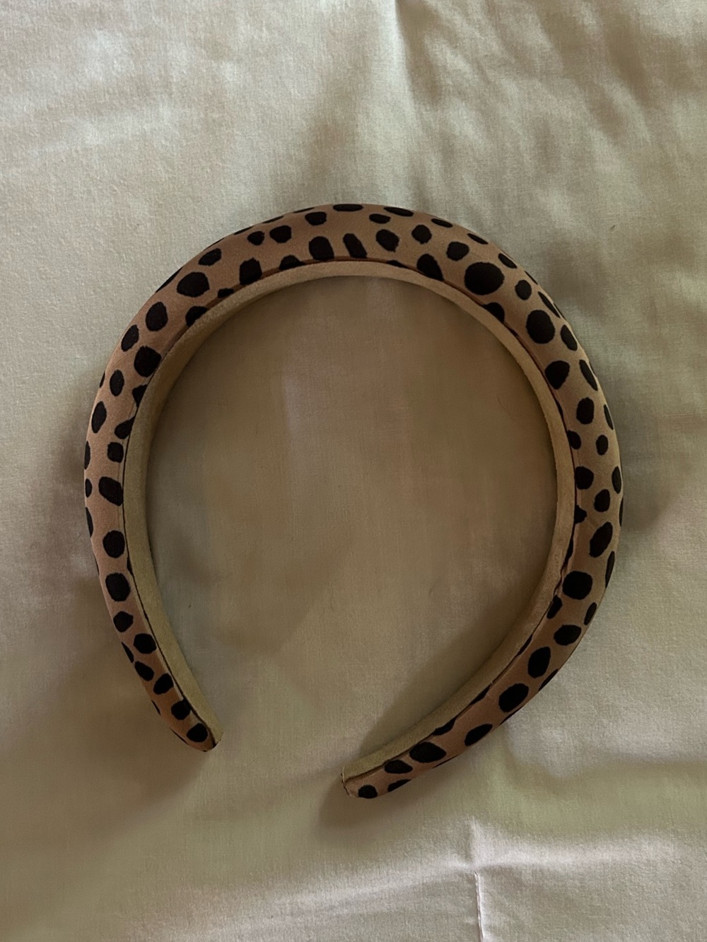 LOFT Leopard Spot Padded Headband in Tan and Black